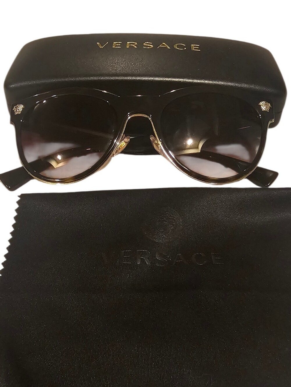 😎💕VERSACE Sunglasses with Gold Accents